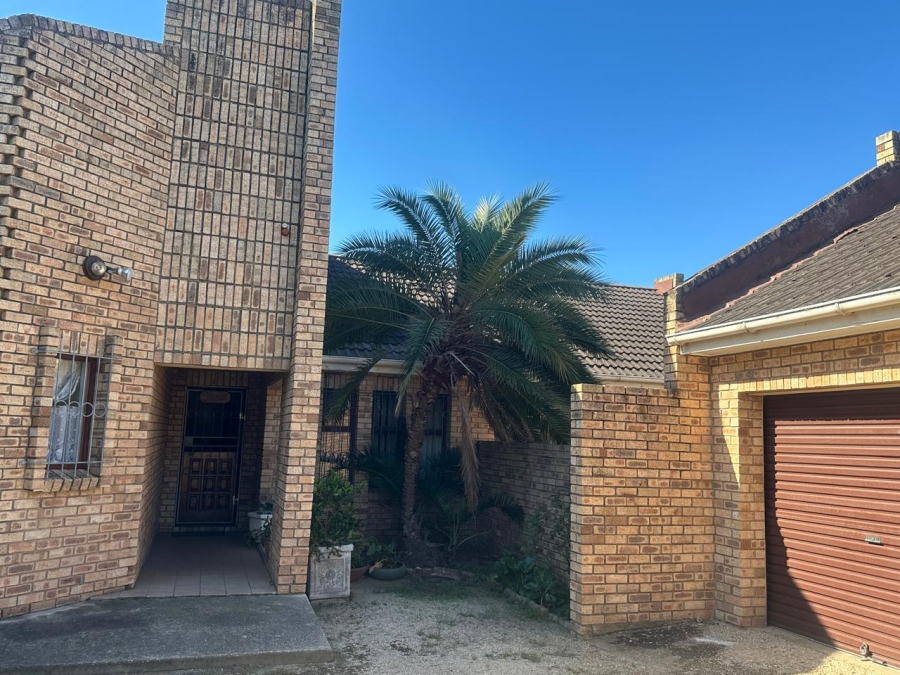 3 Bedroom Property for Sale in Azalea Park Eastern Cape